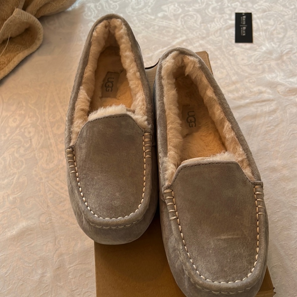 Slippers